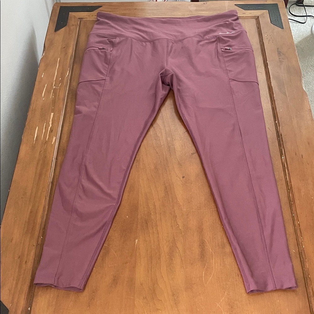 Eddie Bauer Plum Leggings Size XL